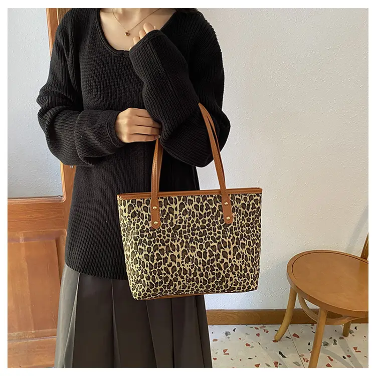 Women's Leopard Print Tote Bag Pink Handle 2024 — feature 12