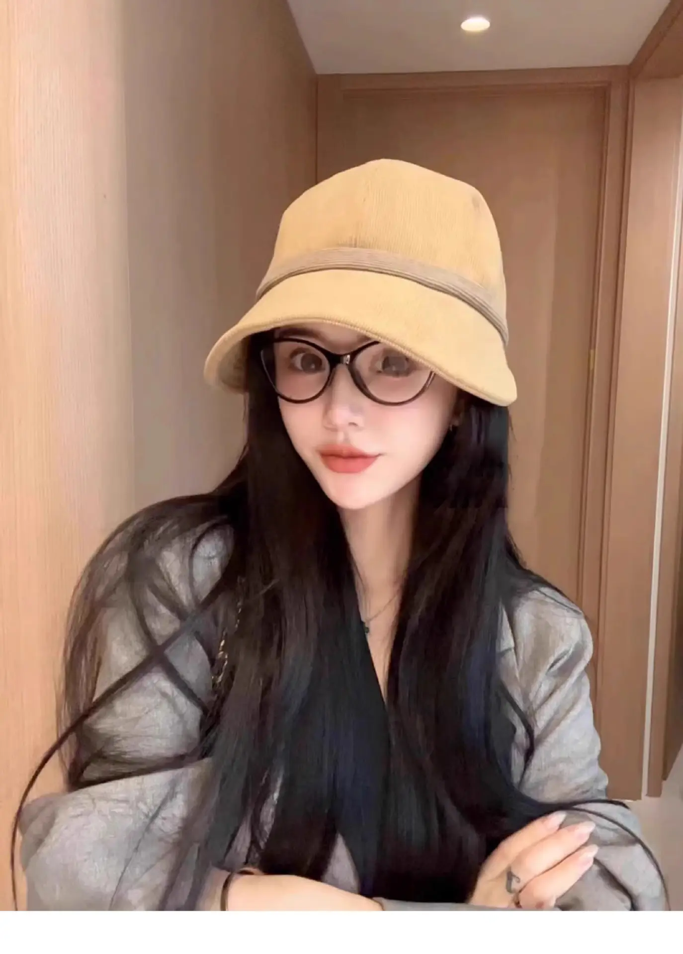 Women's Beige Cap with Glasses Autumn Winter Casual Hat — feature 3