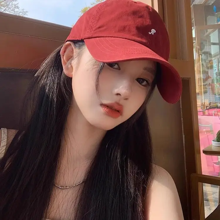 Women Sun Hat Beige R-Logo Baseball Cap - Image 10