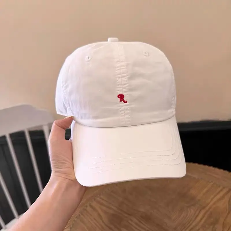 Women Sun Hat Beige R-Logo Baseball Cap - Image 5