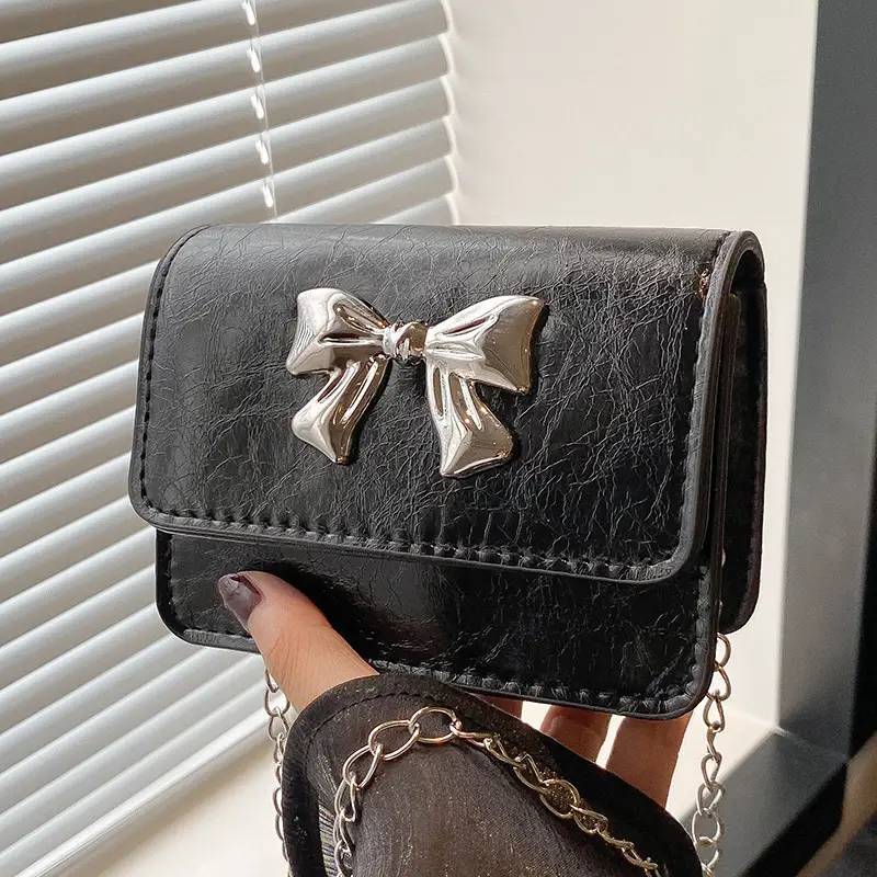 Women's High-end Silver Bow Crossbody Bag - Image 6
