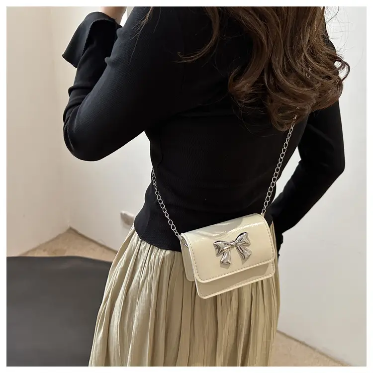 Women's High-end Silver Bow Crossbody Bag — feature 12
