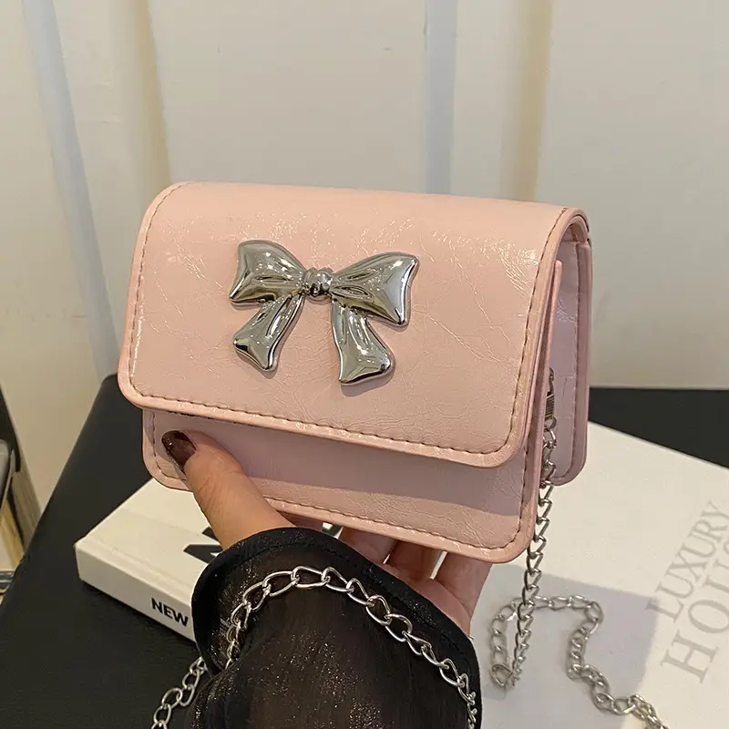 Women's High-end Silver Bow Crossbody Bag - Image 4