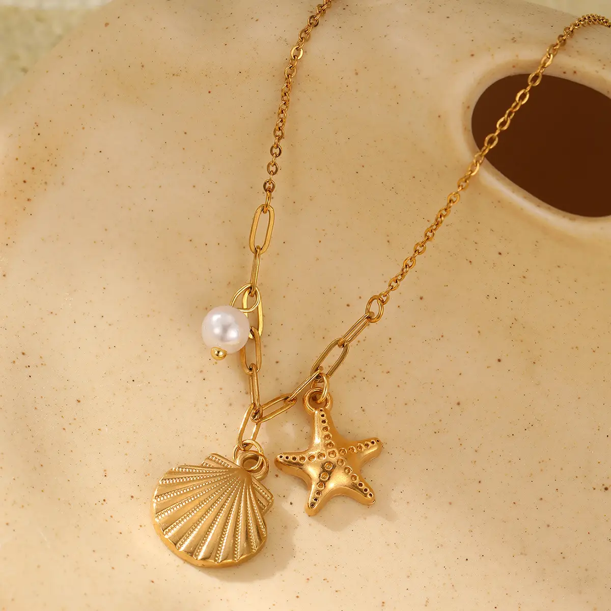 18K True Gold Pearl Shell Starfish Necklace