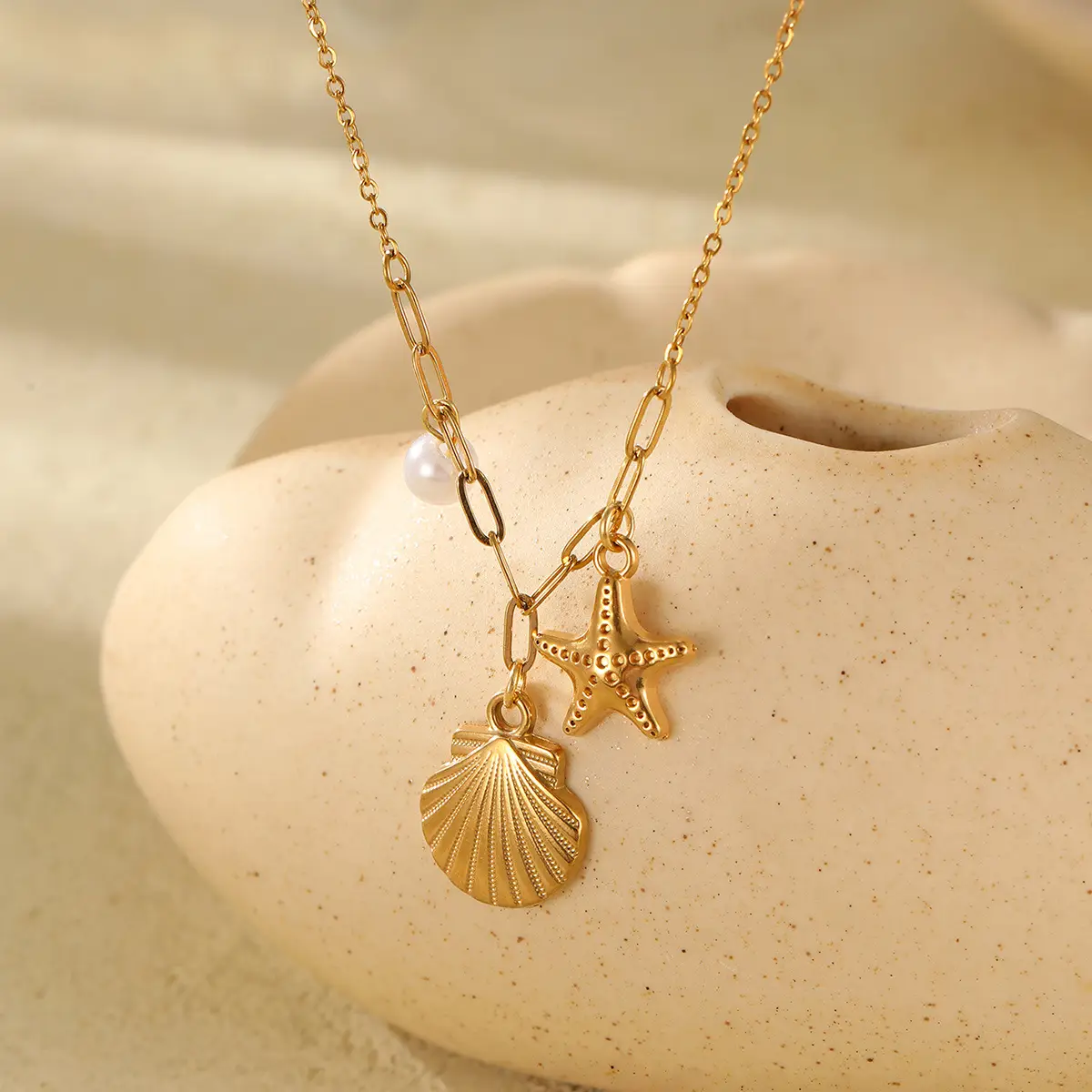 18K True Gold Pearl Shell Starfish Necklace