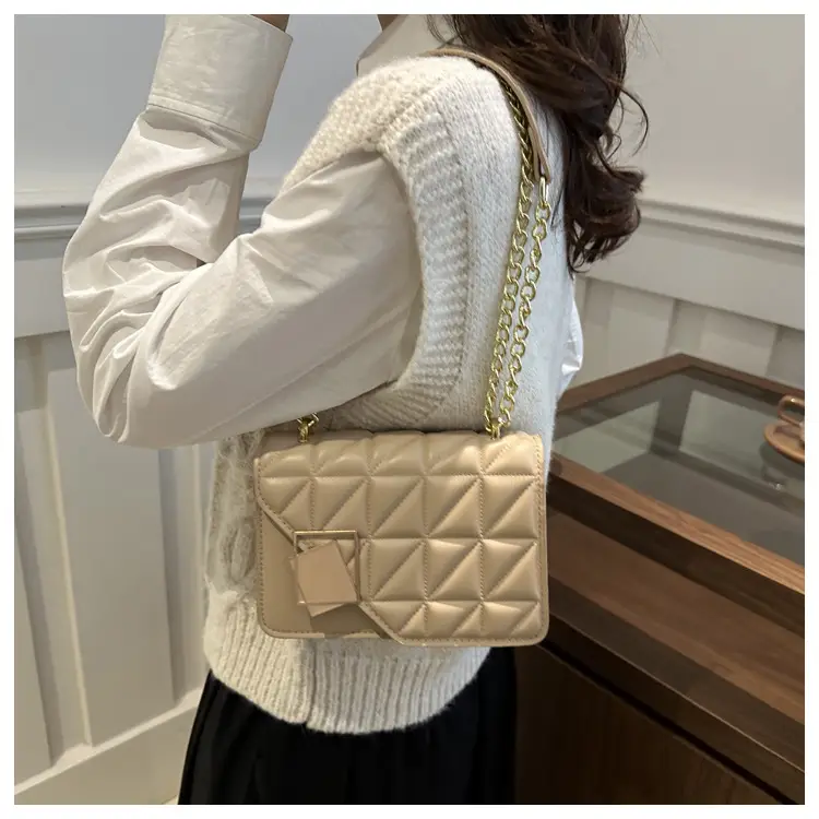 Small Square Chain Bag Women 2024 New — feature 17