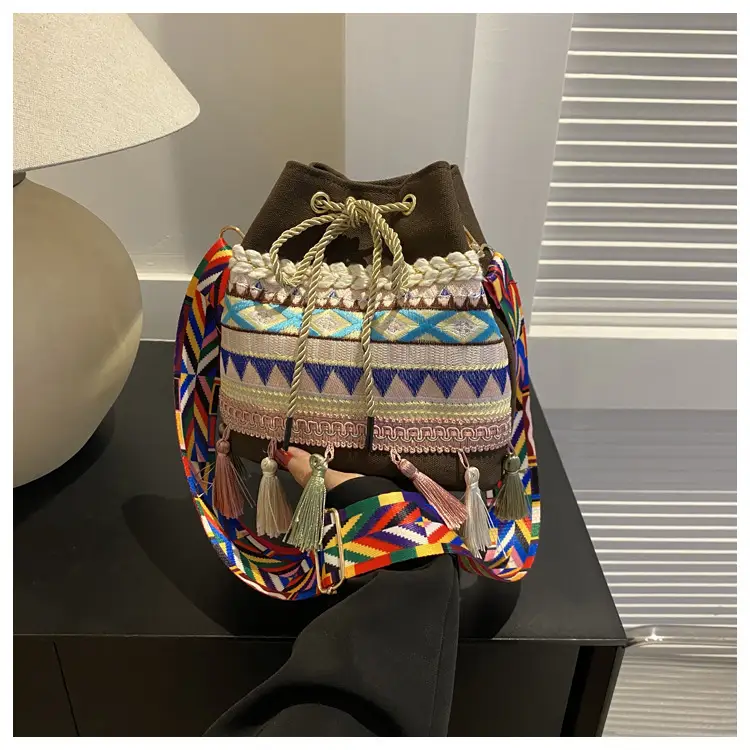 Ethnic Tassel Handbag Women Blue Red Crossbody Bag — feature 10