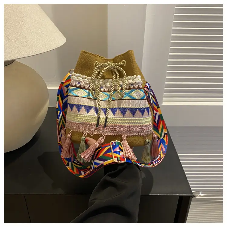 Ethnic Tassel Handbag Women Blue Red Crossbody Bag — feature 11