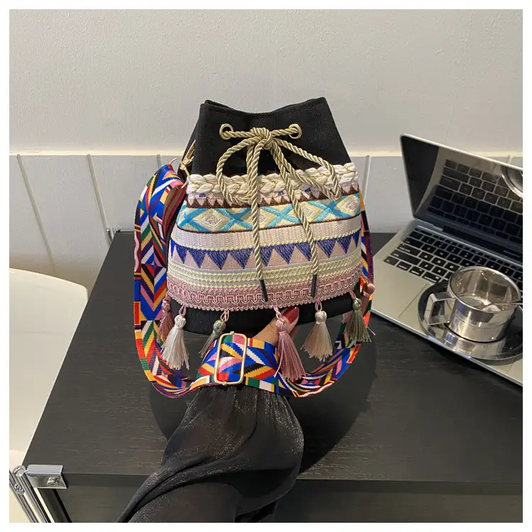 Ethnic Tassel Handbag Women Blue Red Crossbody Bag — feature 12