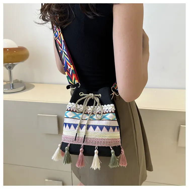 Ethnic Tassel Handbag Women Blue Red Crossbody Bag — feature 33