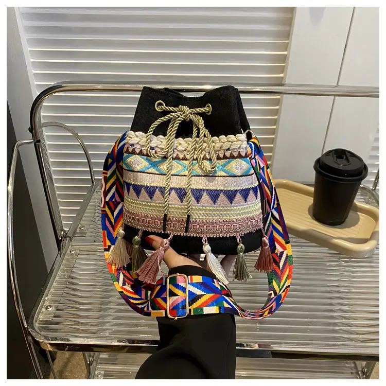 Ethnic Tassel Handbag Women Blue Red Crossbody Bag — feature 8