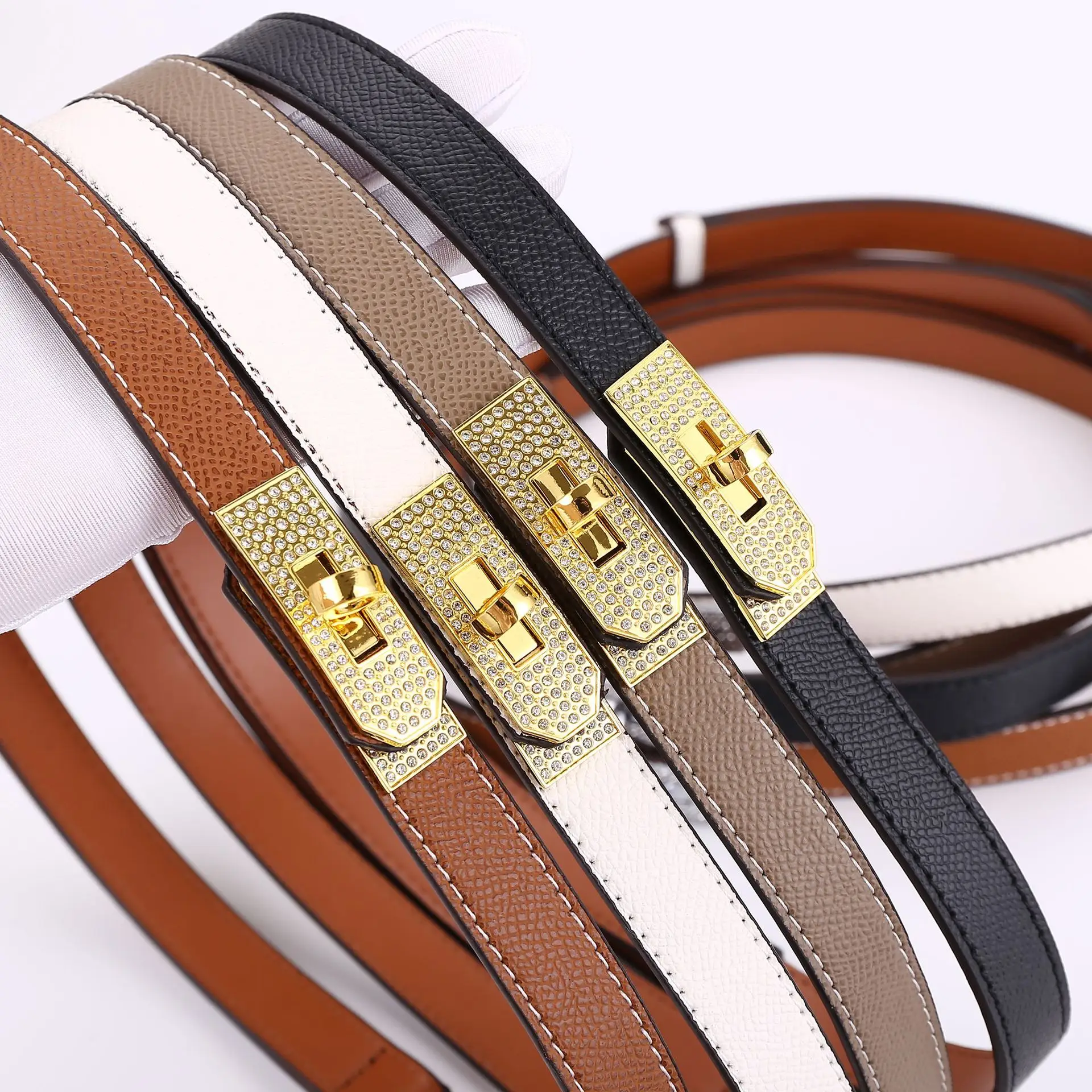 Women's Leather Belt with Diamond Clasp, Versatile Decorative Accessory — feature 4