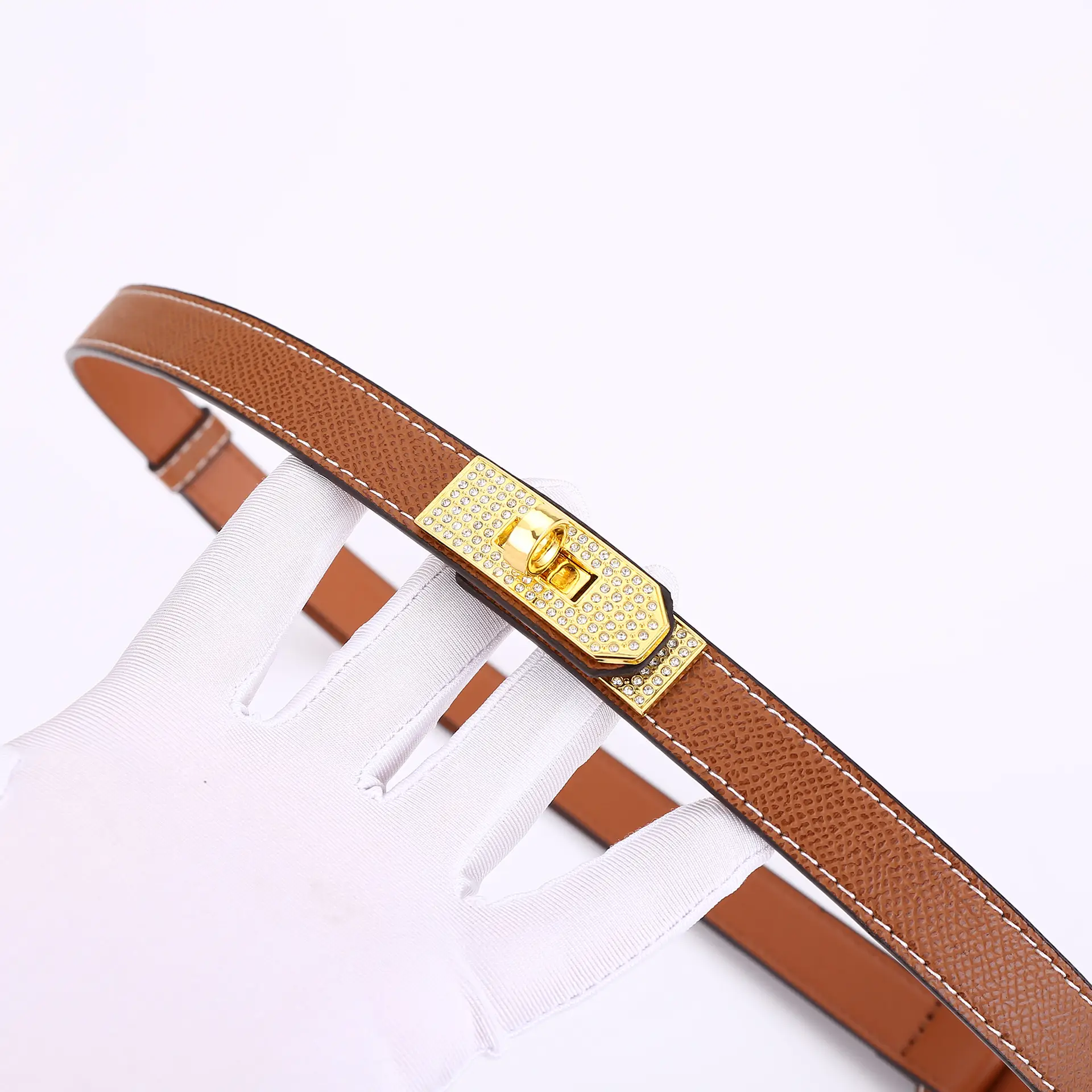Women's Leather Belt with Diamond Clasp, Versatile Decorative Accessory - Image 2