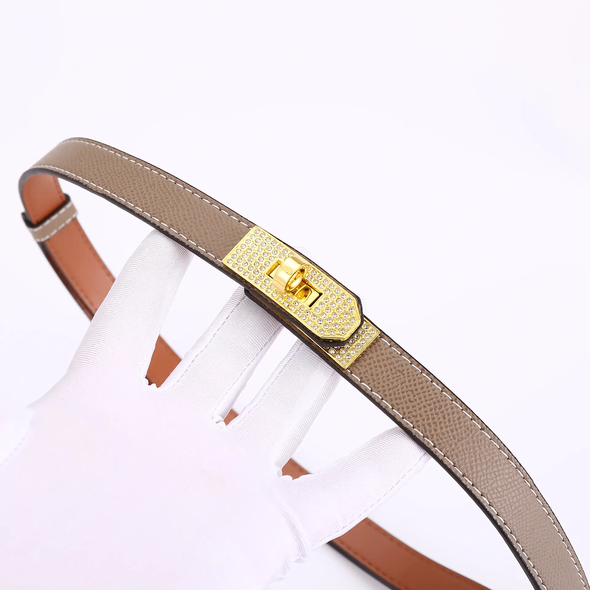 Women's Leather Belt with Diamond Clasp, Versatile Decorative Accessory - Image 3