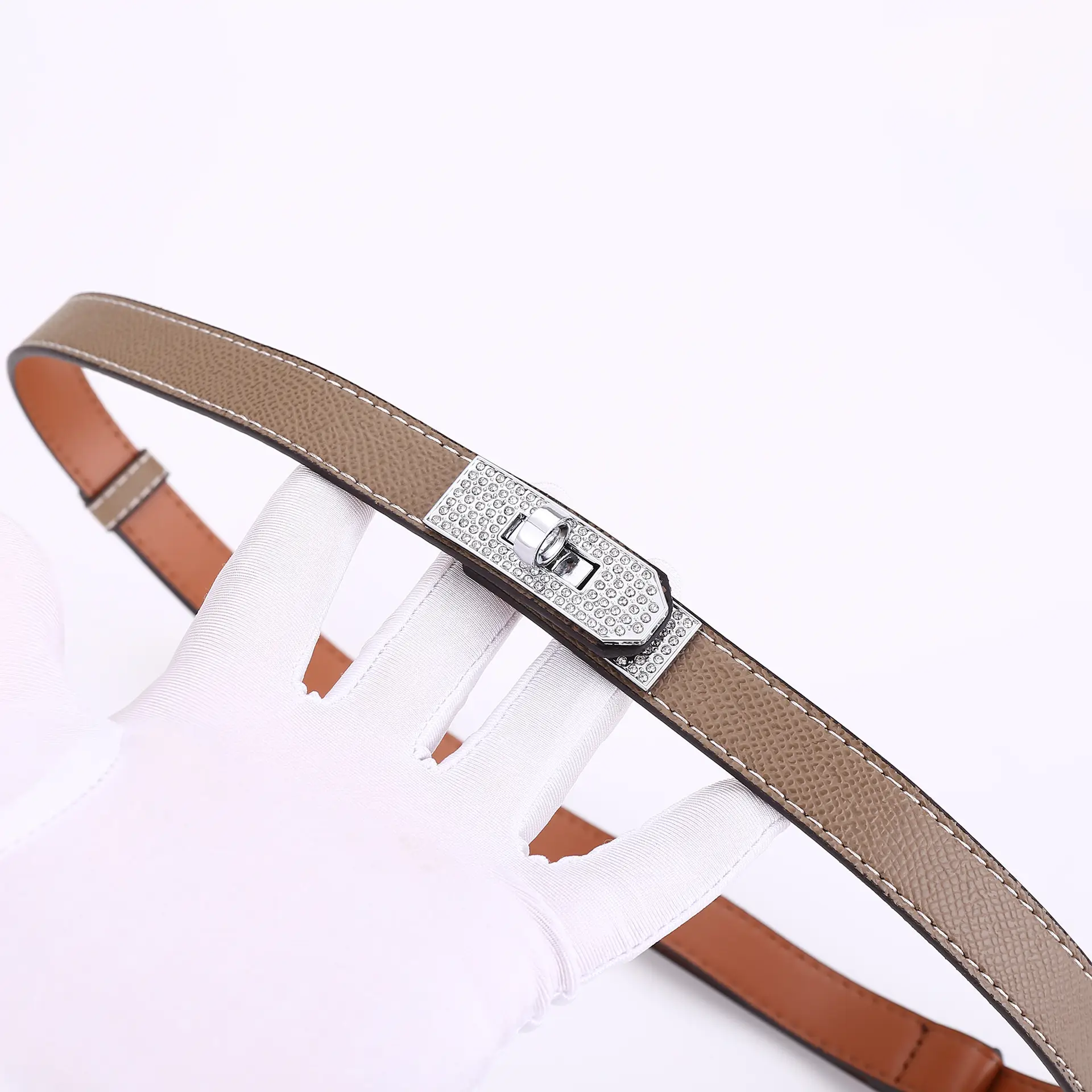 Women's Leather Belt with Diamond Clasp, Versatile Decorative Accessory - Image 7