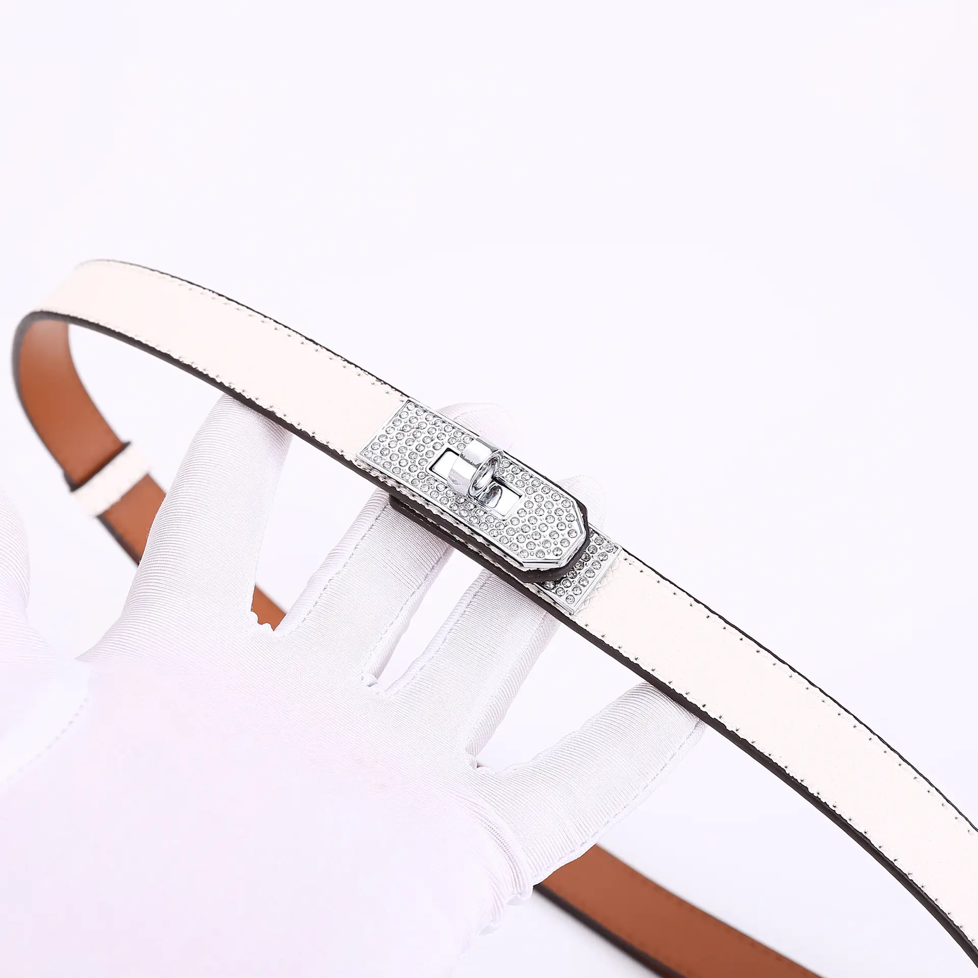 Women's Leather Belt with Diamond Clasp, Versatile Decorative Accessory - Image 8