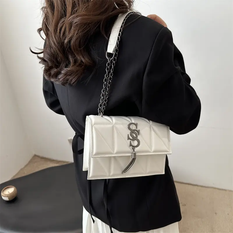 New Personalized Fashion Letters 2024 Autumn Crossbody Bag for Women - Image 7