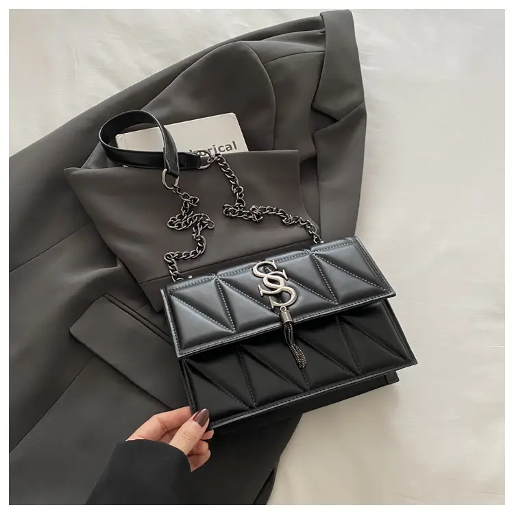 New Personalized Fashion Letters 2024 Autumn Crossbody Bag for Women — feature 22