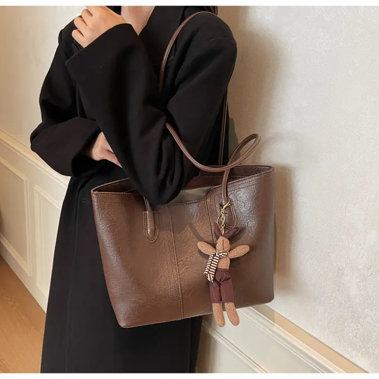Black Retro Shoulder Bag for Women 2024 New Arrival — feature 23