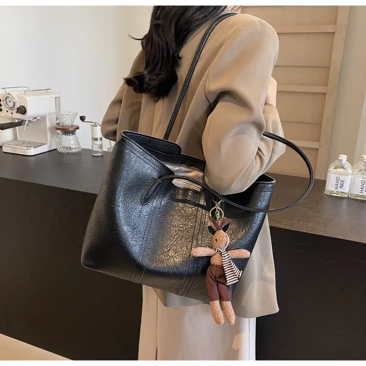 Black Retro Shoulder Bag for Women 2024 New Arrival — feature 28