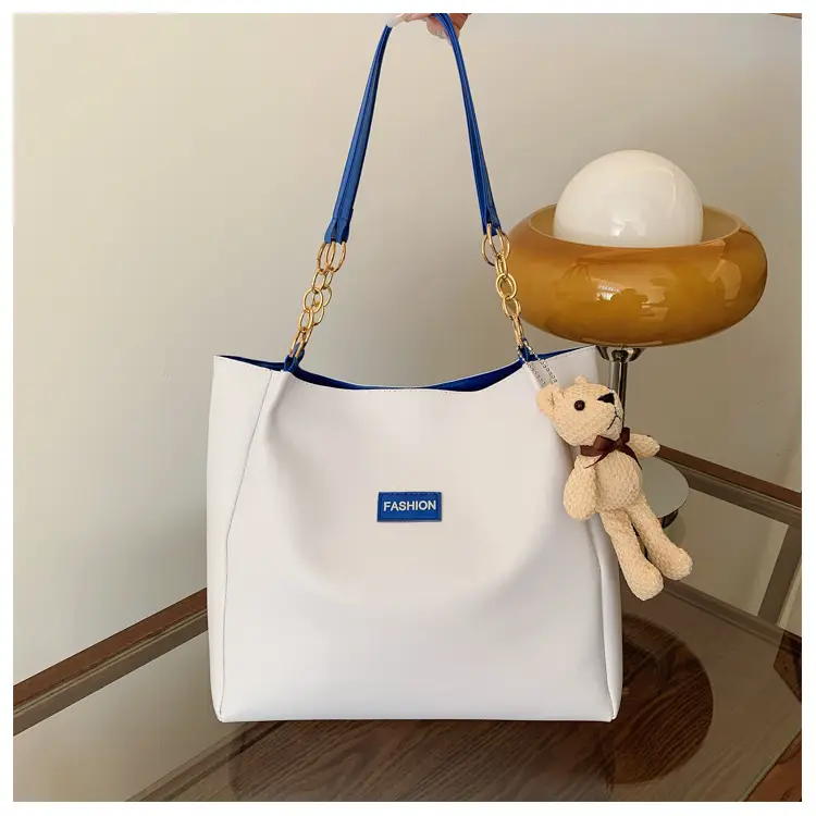 White Leather Tote Bag with Gold Chain Handle for Women - Image 3