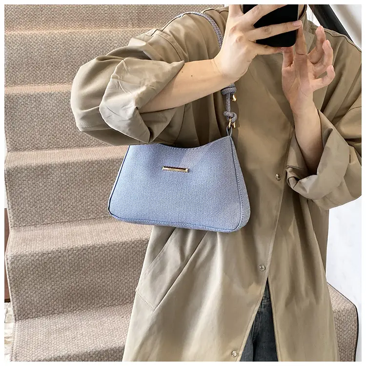 Women's Vintage Shoulder Bag Beige Large Capacity — feature 14