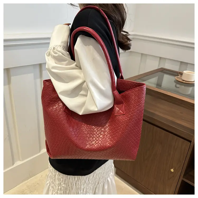 Women Woven Textured Shoulder Bag Large Capacity 2024 — feature 17