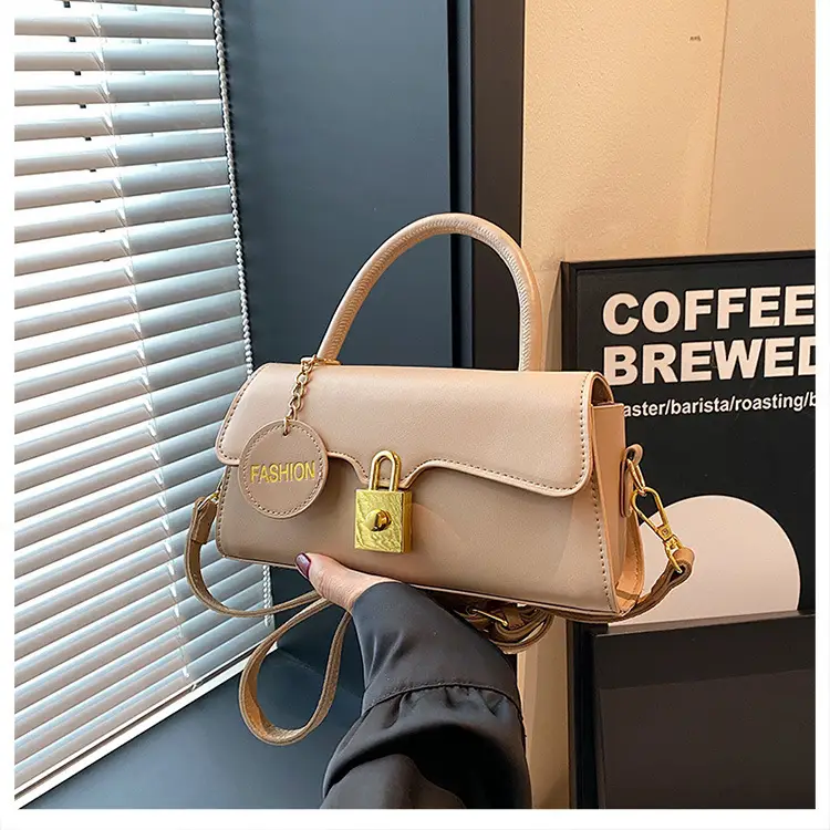 Black Crossbody Bag with Gold Lock for Women 2024 — feature 25