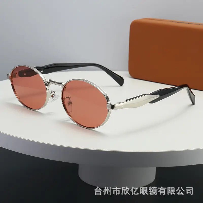 Metal Anti-UV Sunglasses with Rose Gold Tint - Image 9