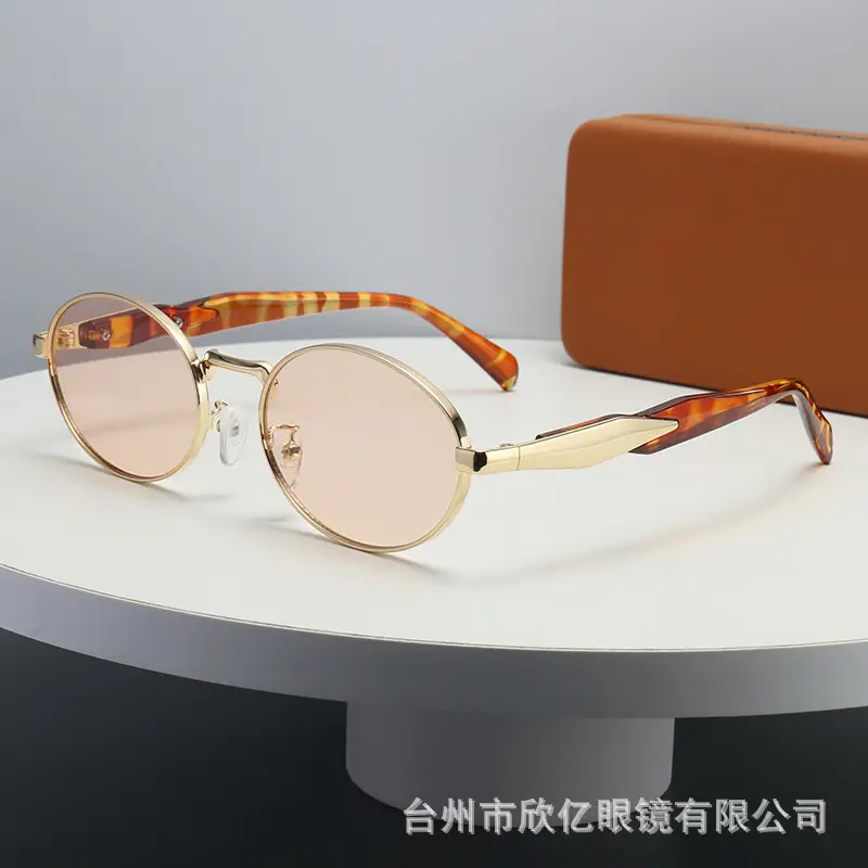 Metal Anti-UV Sunglasses with Rose Gold Tint - Image 6