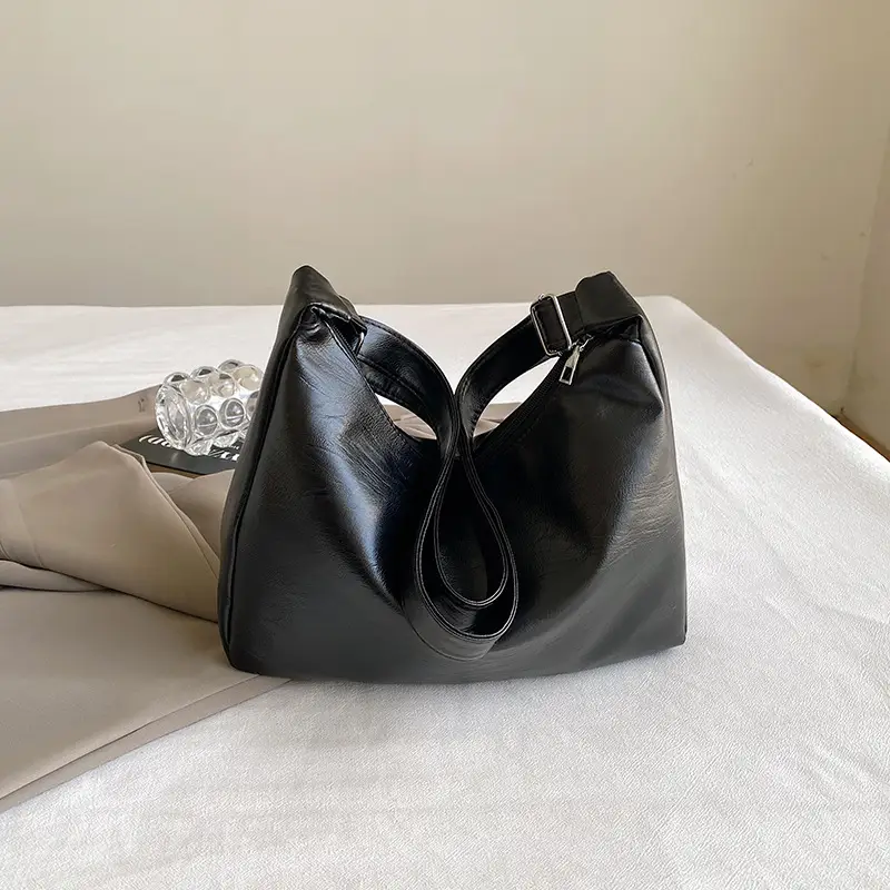 Black Large Capacity Women's Shoulder Bag 2024 - Image 5