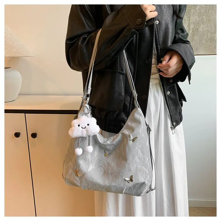 Black Butterfly Decorated Shoulder Bag for Women — feature 9