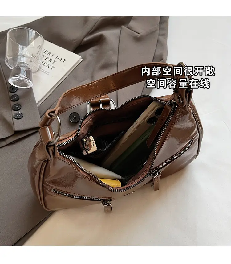 2025 New Black Texelized Shoulder Bag — feature 9
