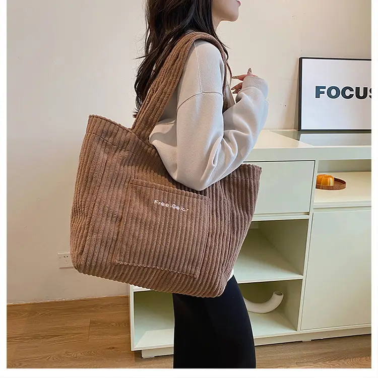 Black Velvet Tote Bag for Women 2024 — feature 21