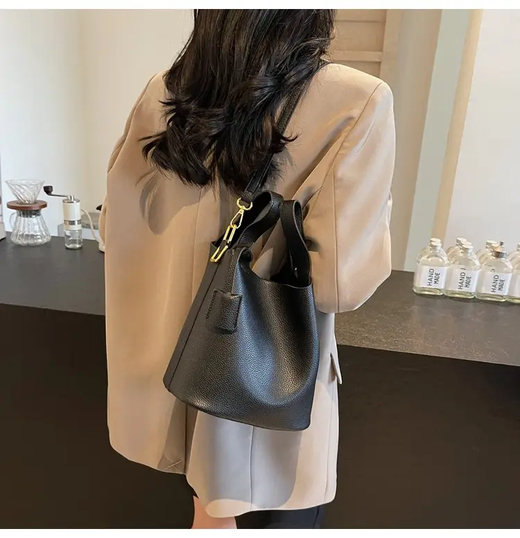 Brown Leather Crossbody Bag for Women 2026 — feature 13