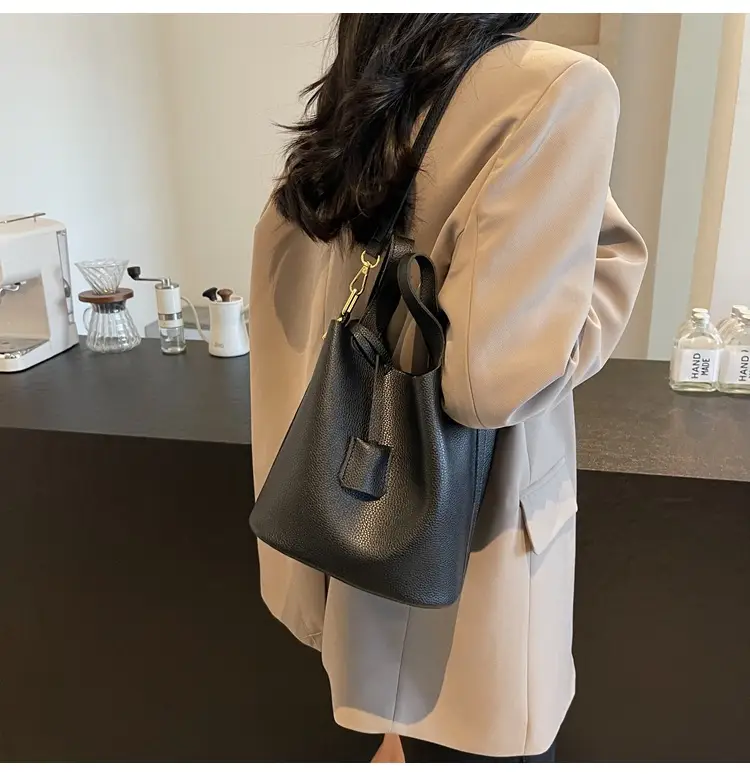 Brown Leather Crossbody Bag for Women 2026 — feature 14