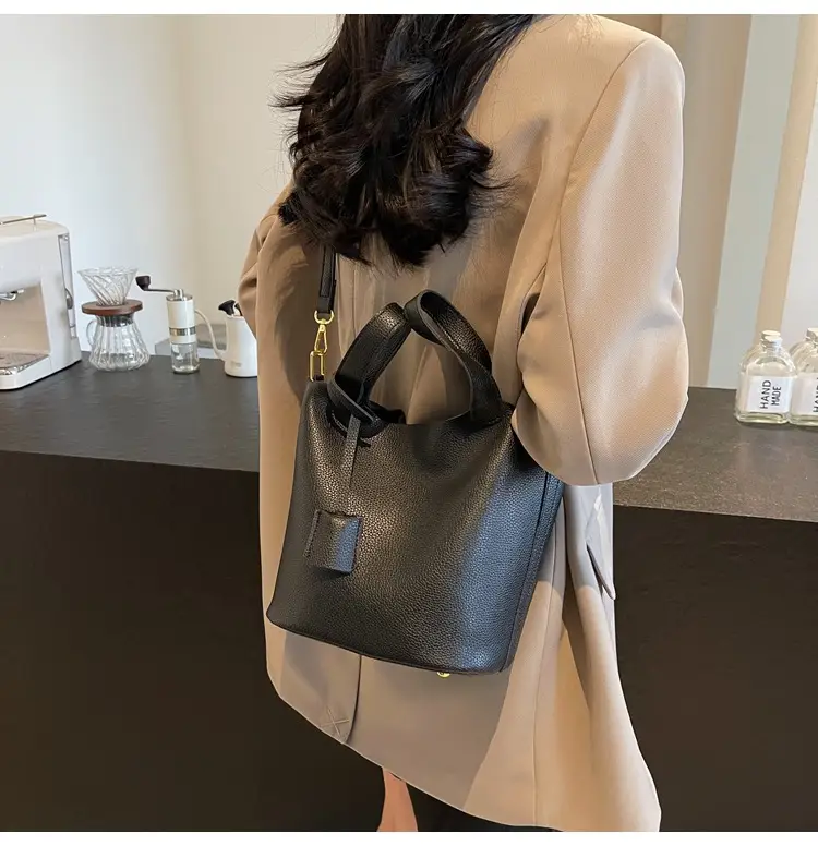 Brown Leather Crossbody Bag for Women 2026 — feature 15