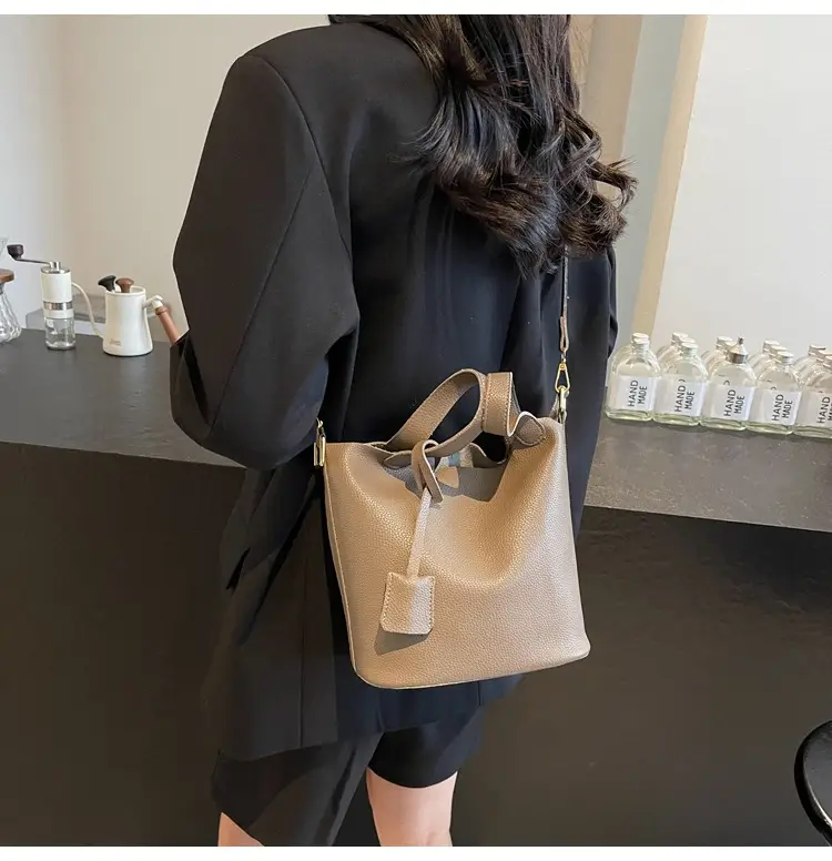 Brown Leather Crossbody Bag for Women 2026 — feature 22