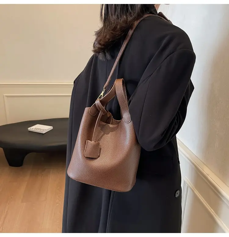 Brown Leather Crossbody Bag for Women 2026 — feature 9