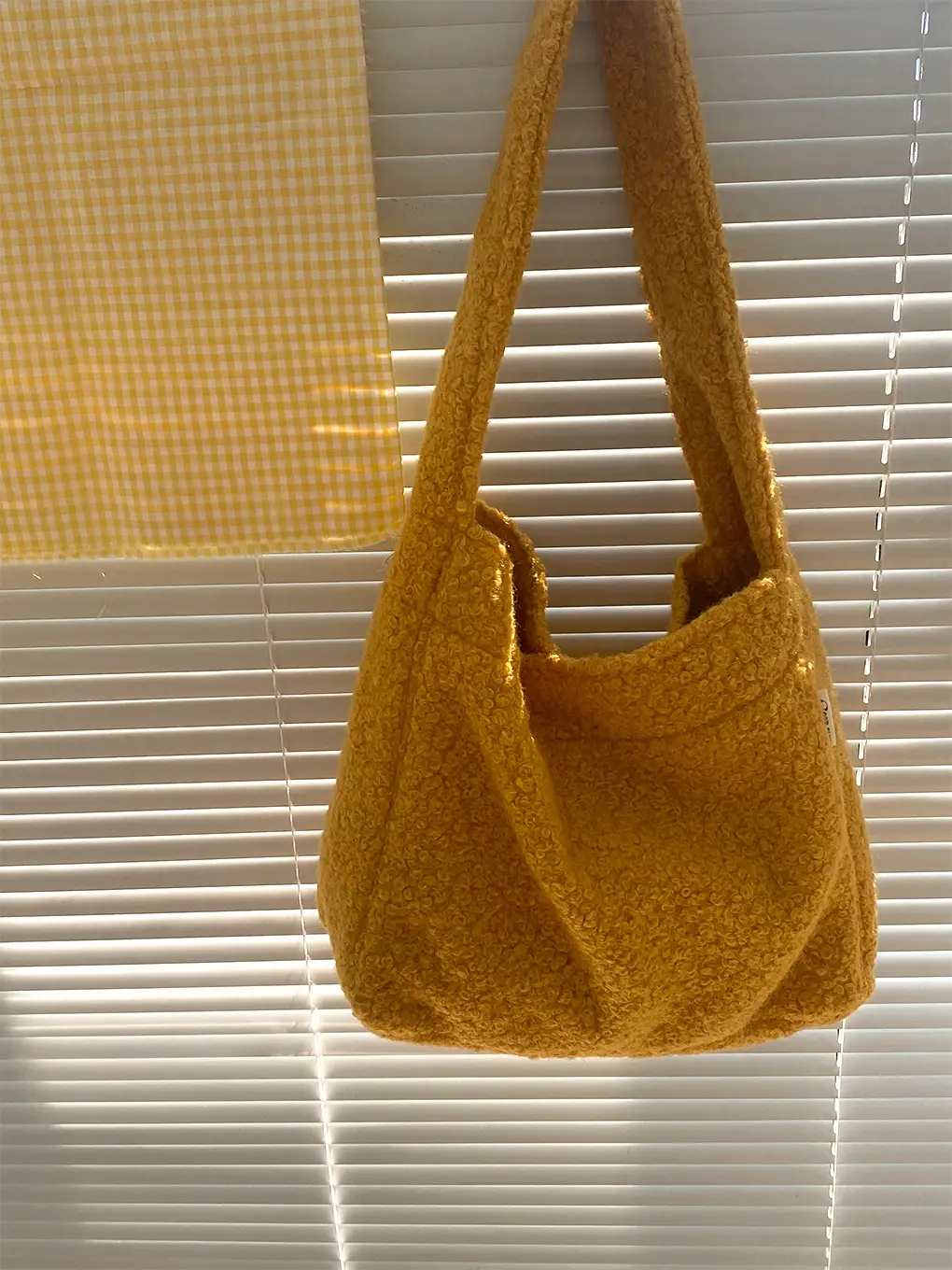 Red Shoulder Bag for Women Winter Ins Style — feature 8