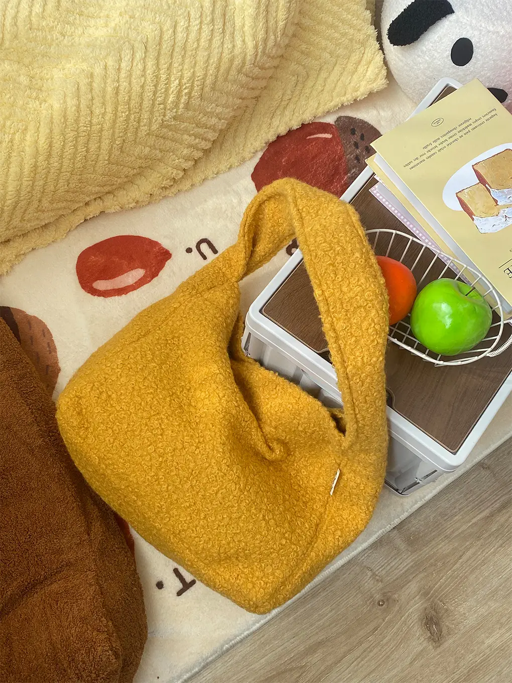 Red Shoulder Bag for Women Winter Ins Style — feature 9