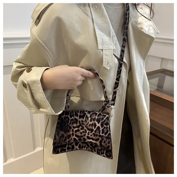 Leopard Print Women's Shoulder Crossbody Bags 2024 — feature 17