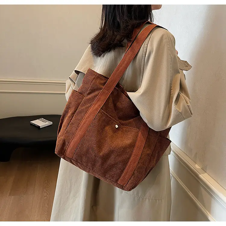 Large Capacity Corduroy Shoulder Bag Brown 2024 — feature 11