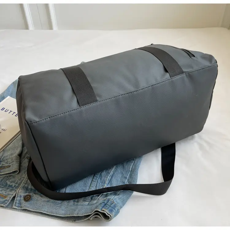 Red PVC Fitness Shoulder Bag for Men — feature 14