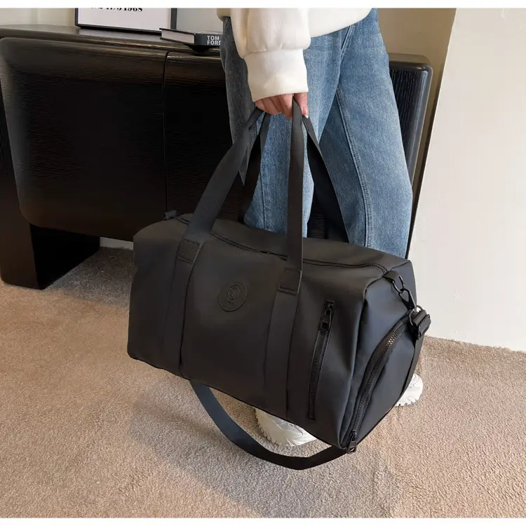 Red PVC Fitness Shoulder Bag for Men — feature 26