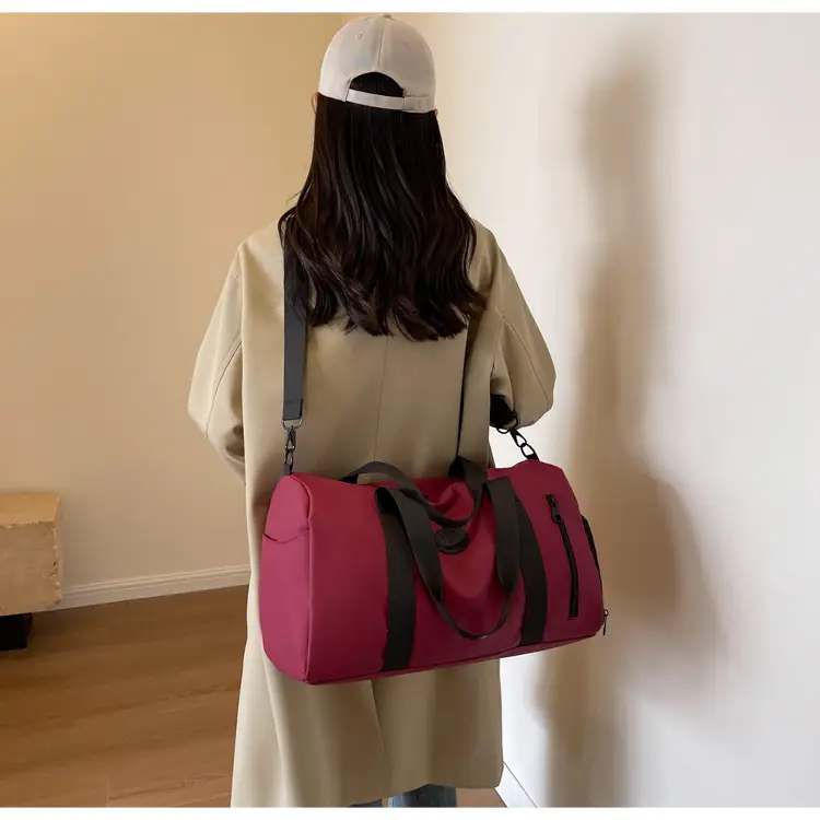 Red PVC Fitness Shoulder Bag for Men — feature 40