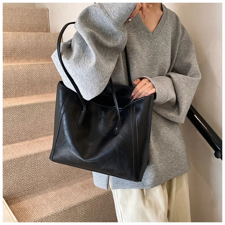 Women's Brown Embossed Tote Bag Large Capacity Shoulder Handbag — feature 7