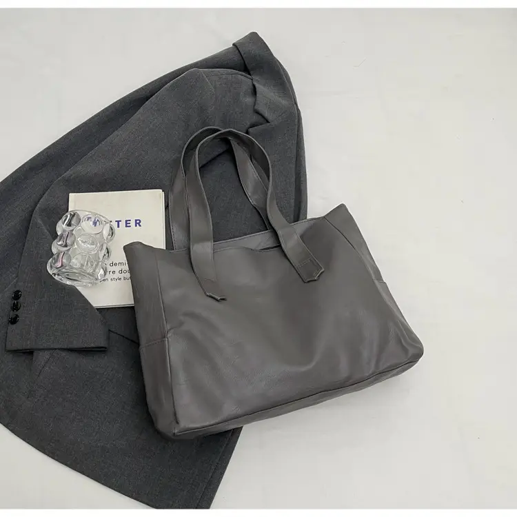 Retro Leather Tote Bag Brown Large Capacity — feature 42