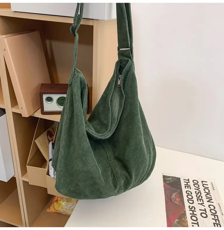 Red Velvet Shoulder Bag for Women 2024 Autumn — feature 37