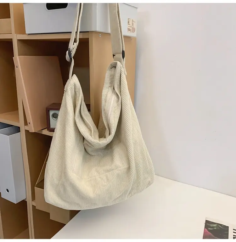 Red Velvet Shoulder Bag for Women 2024 Autumn — feature 42